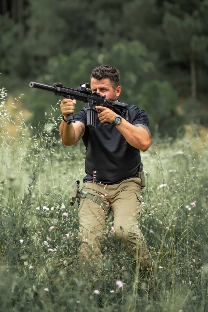 Kugat Firearms açık hava atış alanı — sahadan kare 24